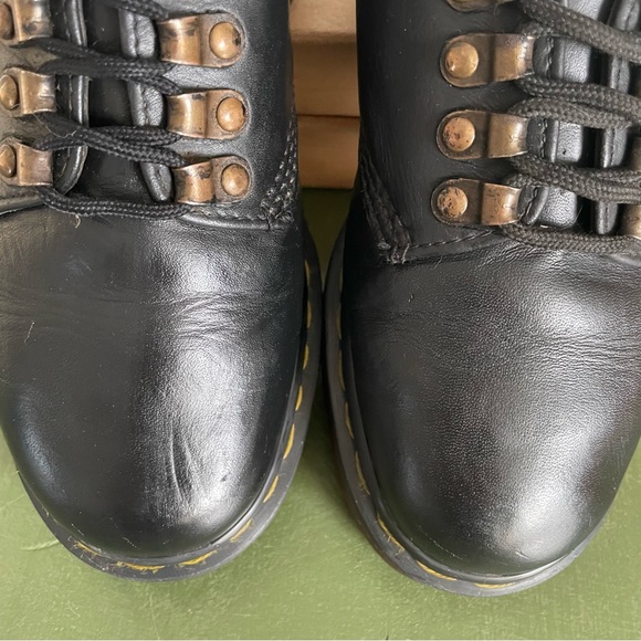 VTG *England* Dr Martens Loop Closure Oxfords/Low Boots in Black Leather - Picture 3 of 10